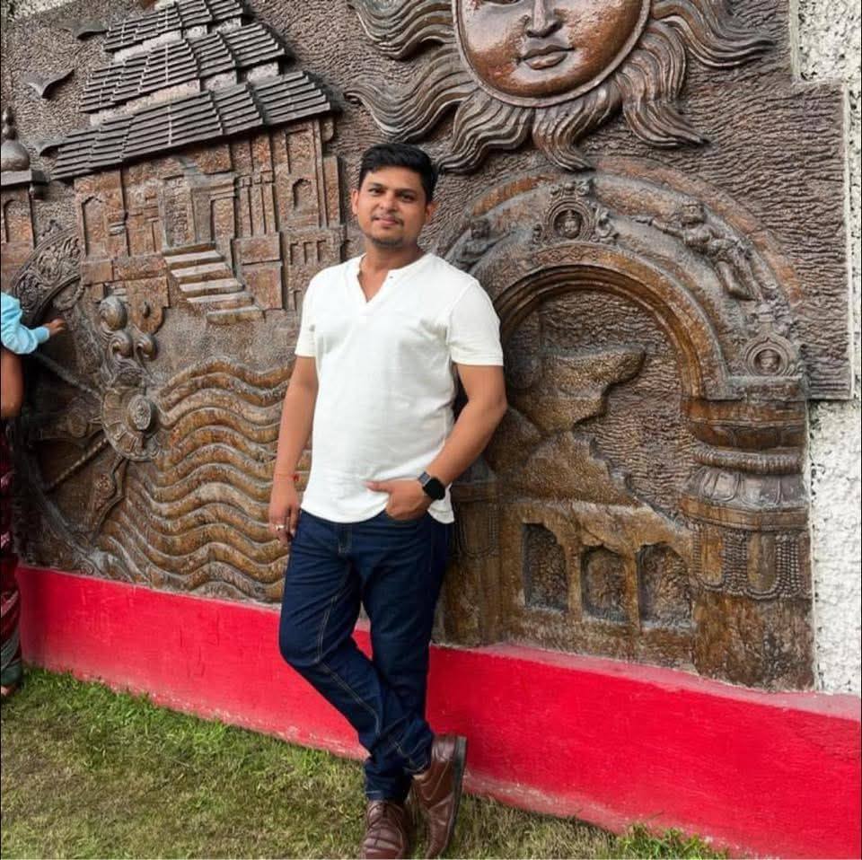 9wickets-master-agent-amir-khan